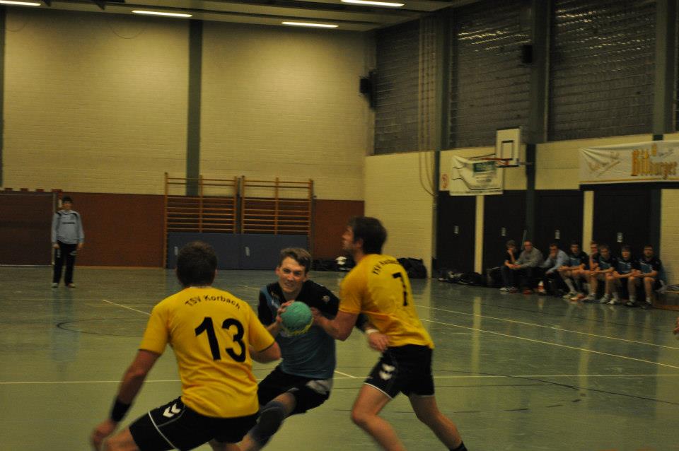 Mittelmann Simon Herwig entschied das Derby mit 11 Toren für sein Team. Foto: Archiv